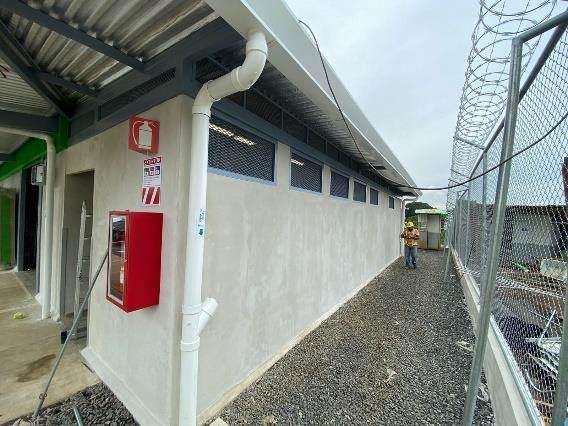 Cerramiento de edificio con Ultra Panel